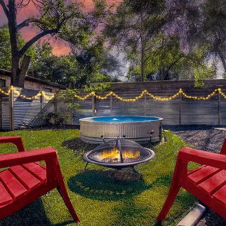 Stunning Pool Home By Dtwn , Walk 2 Lake & Eateries